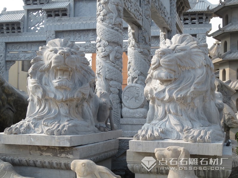 ʯ����ʨ ��ʯ