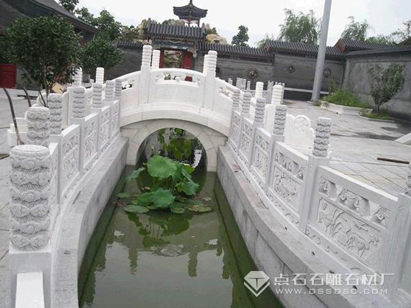 ���������� ʯ��Χ��