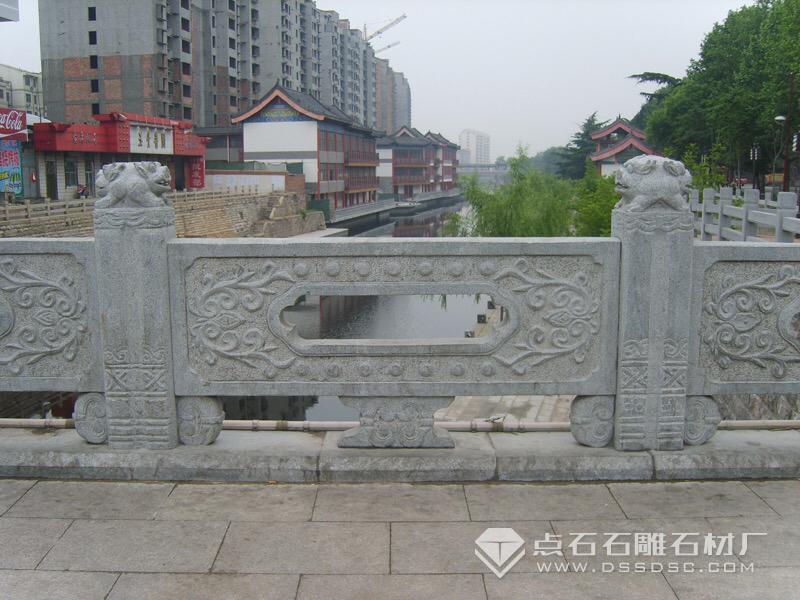 ʯ������