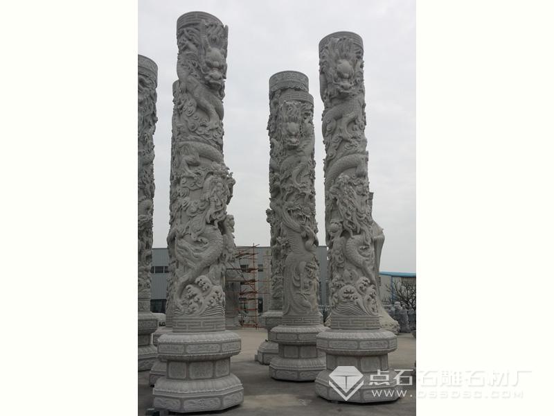 青石浮雕龙柱 青石浮雕龙柱
